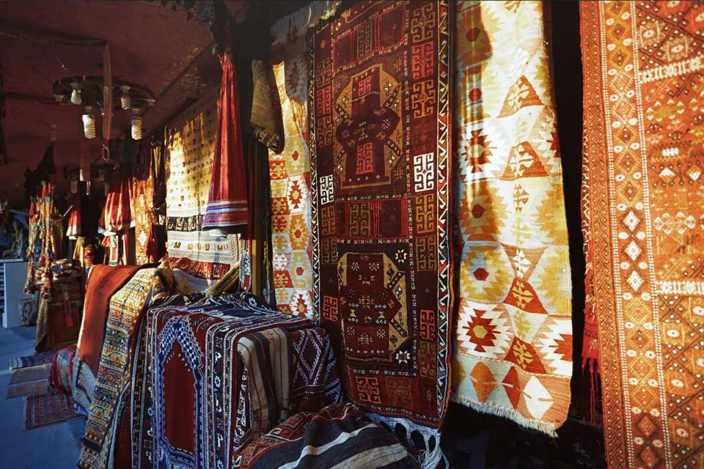 Carpet-shop-in-Turkey