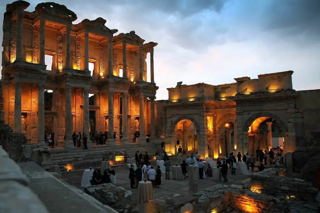 Best historical places in Turkey - Ephesus