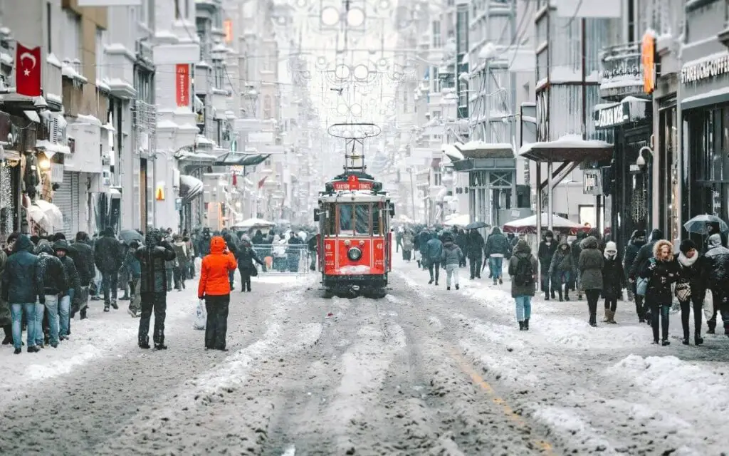 Turkey in Winter - Taksim street