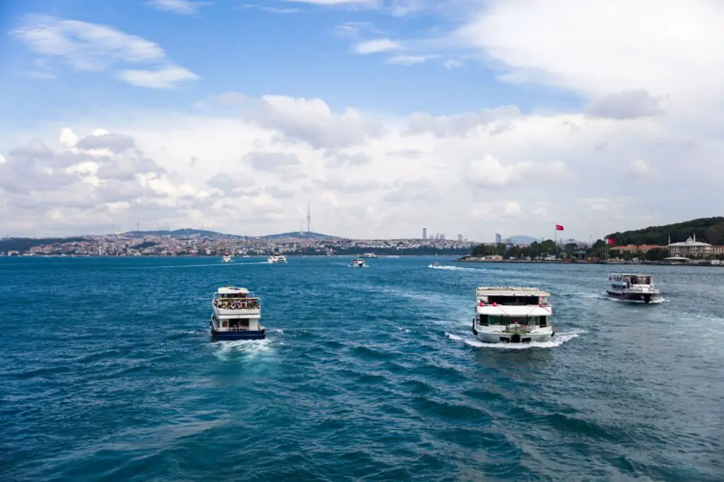 Popular-Bosphorus-Cruise-Options